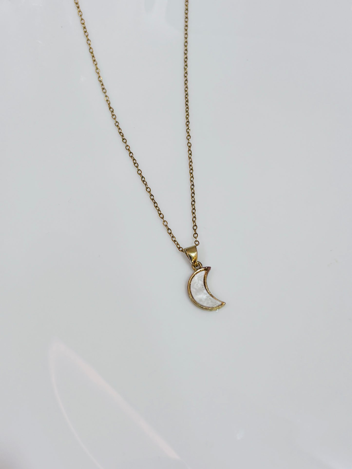 Moon pendant with chain