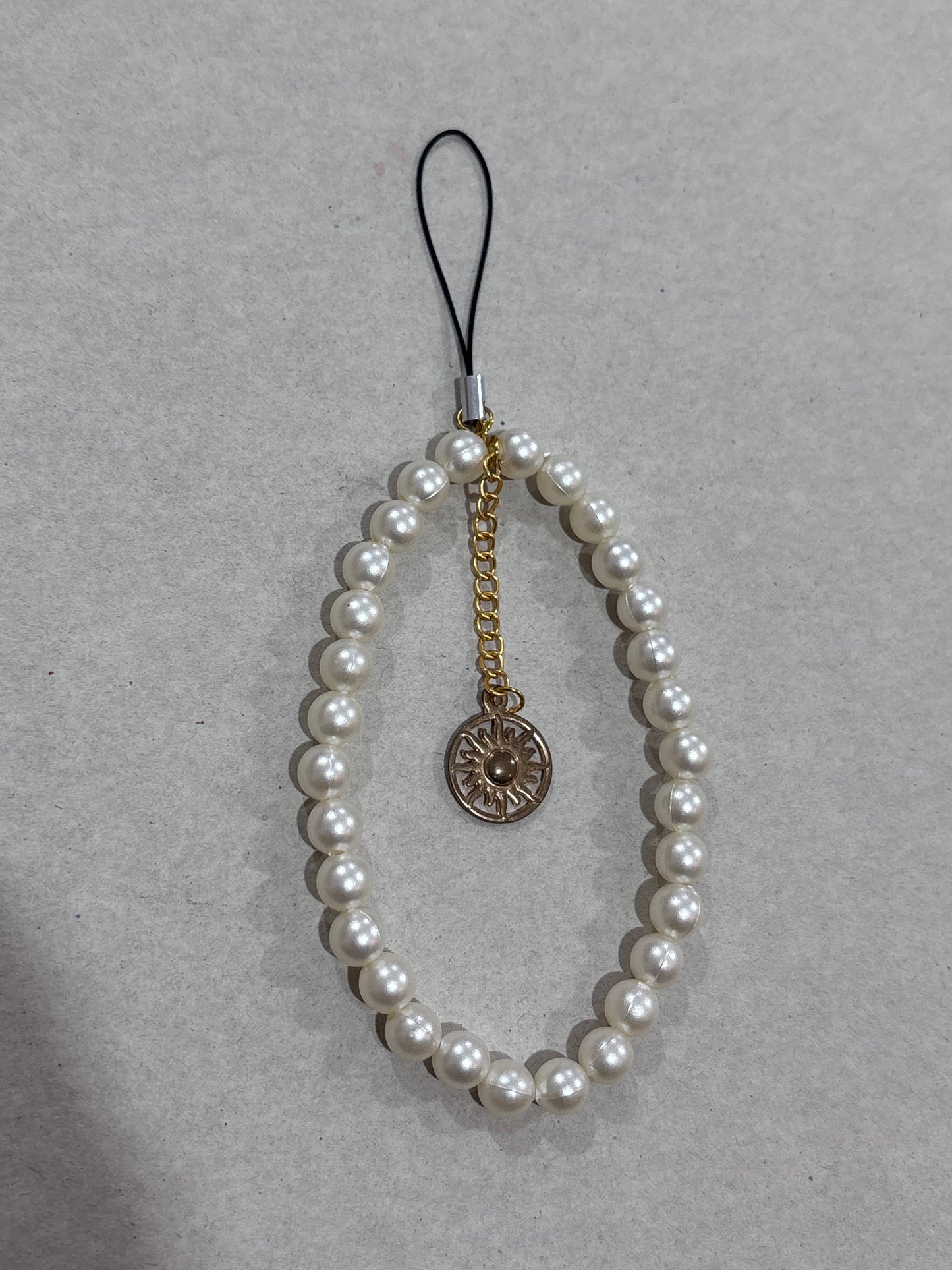 Pearl with charm chain