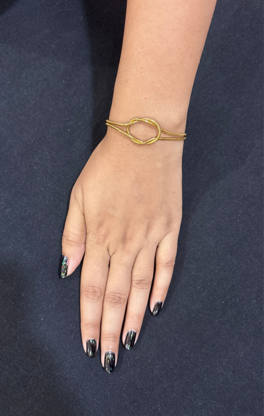 Golden infinity knot bracelet