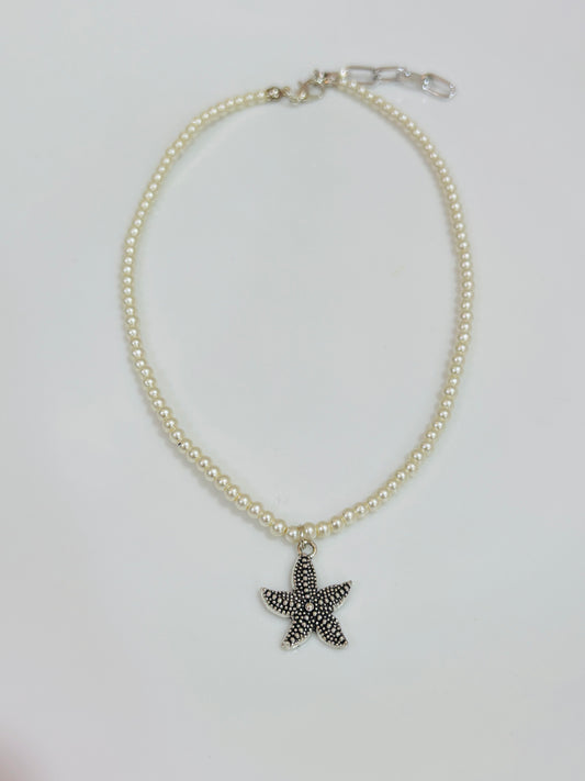 Star fish pearl necklace
