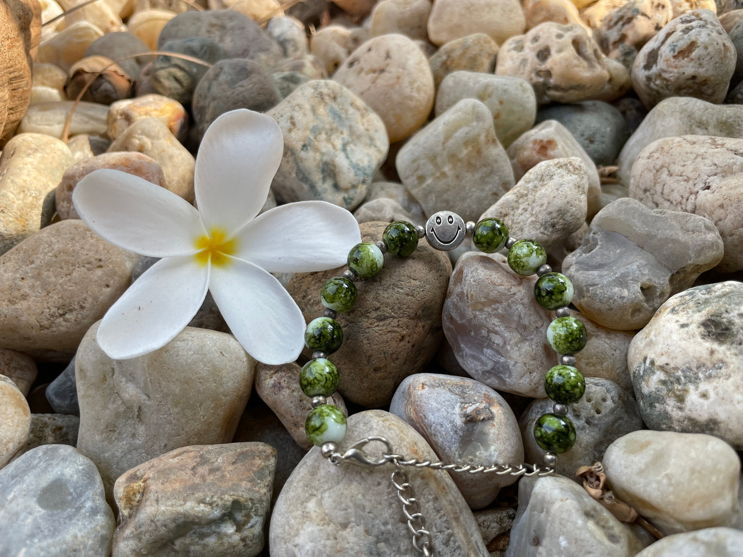 Smile green bracelet