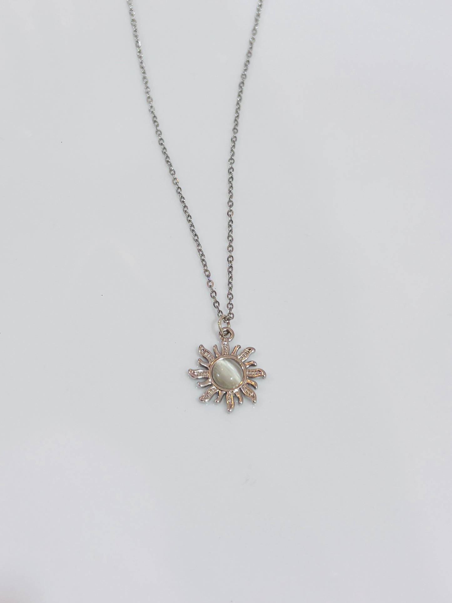 Sun pendant with chain