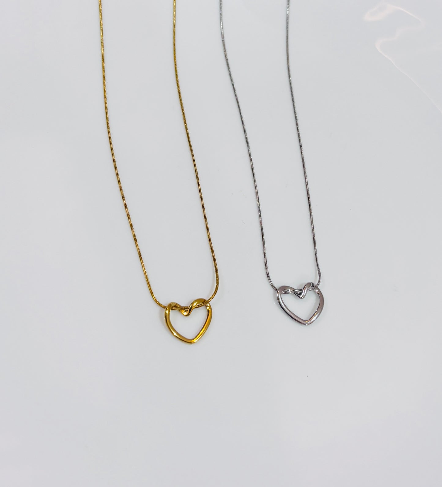 Heart pendant with chain