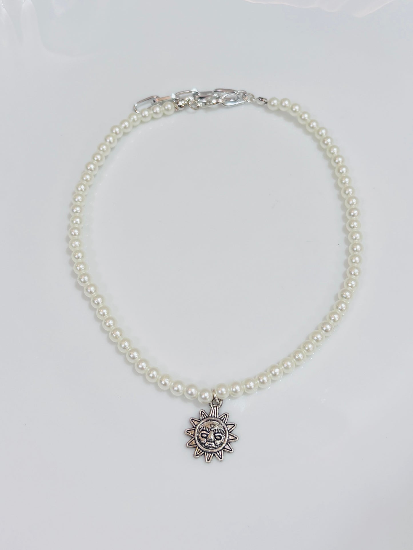 Sun pearl necklace