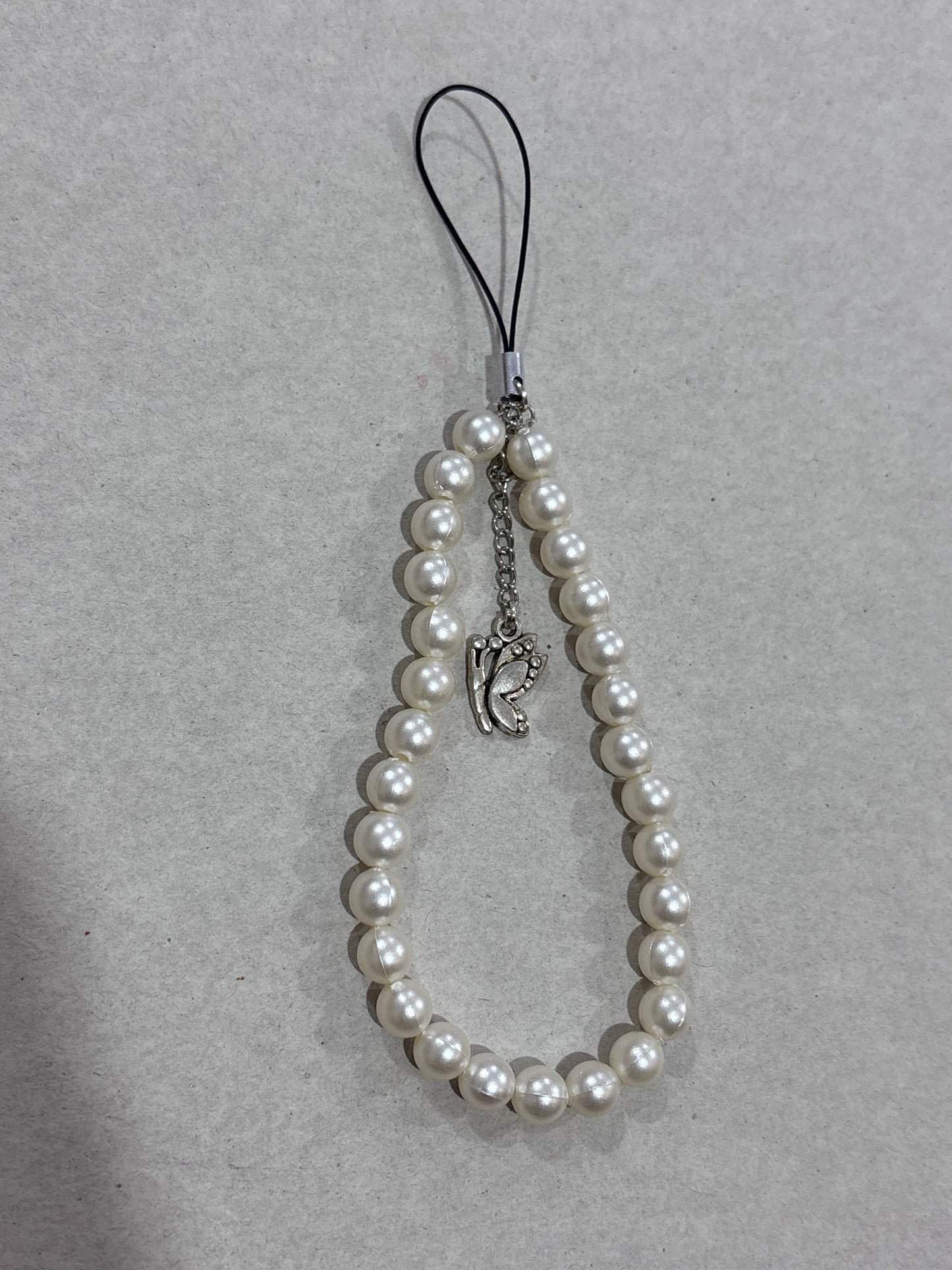 Pearl with charm chain