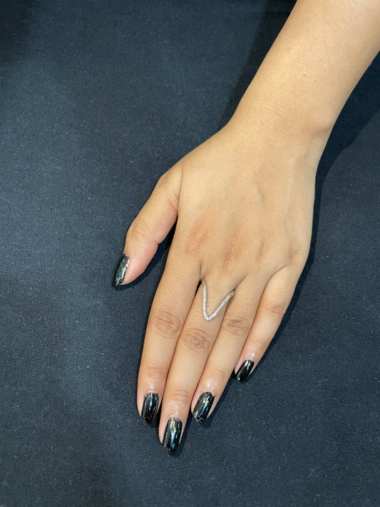 V ring